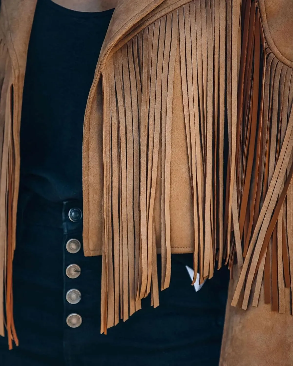 CHARTOU Casual Faux Leather Jacket Women Motorcycle Jacket Fringe Cropped Jacket Utility Tassel Suede Moto Jacket