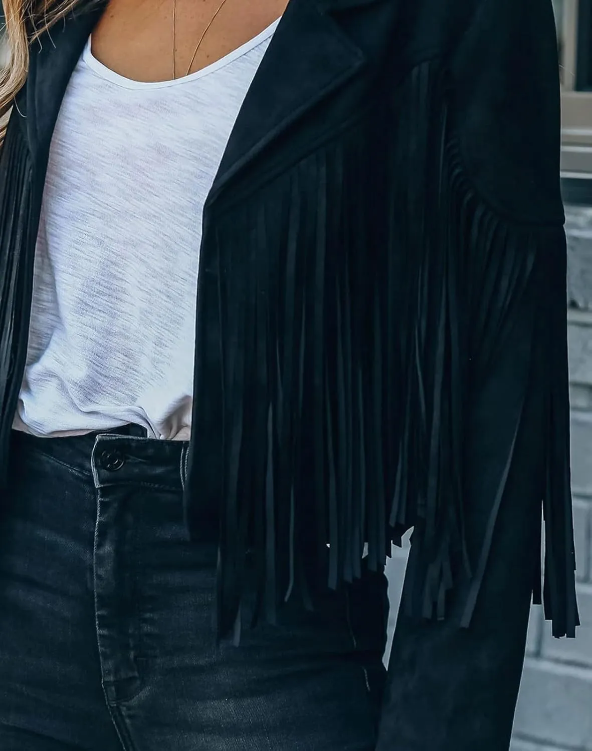 CHARTOU Casual Faux Leather Jacket Women Motorcycle Jacket Fringe Cropped Jacket Utility Tassel Suede Moto Jacket