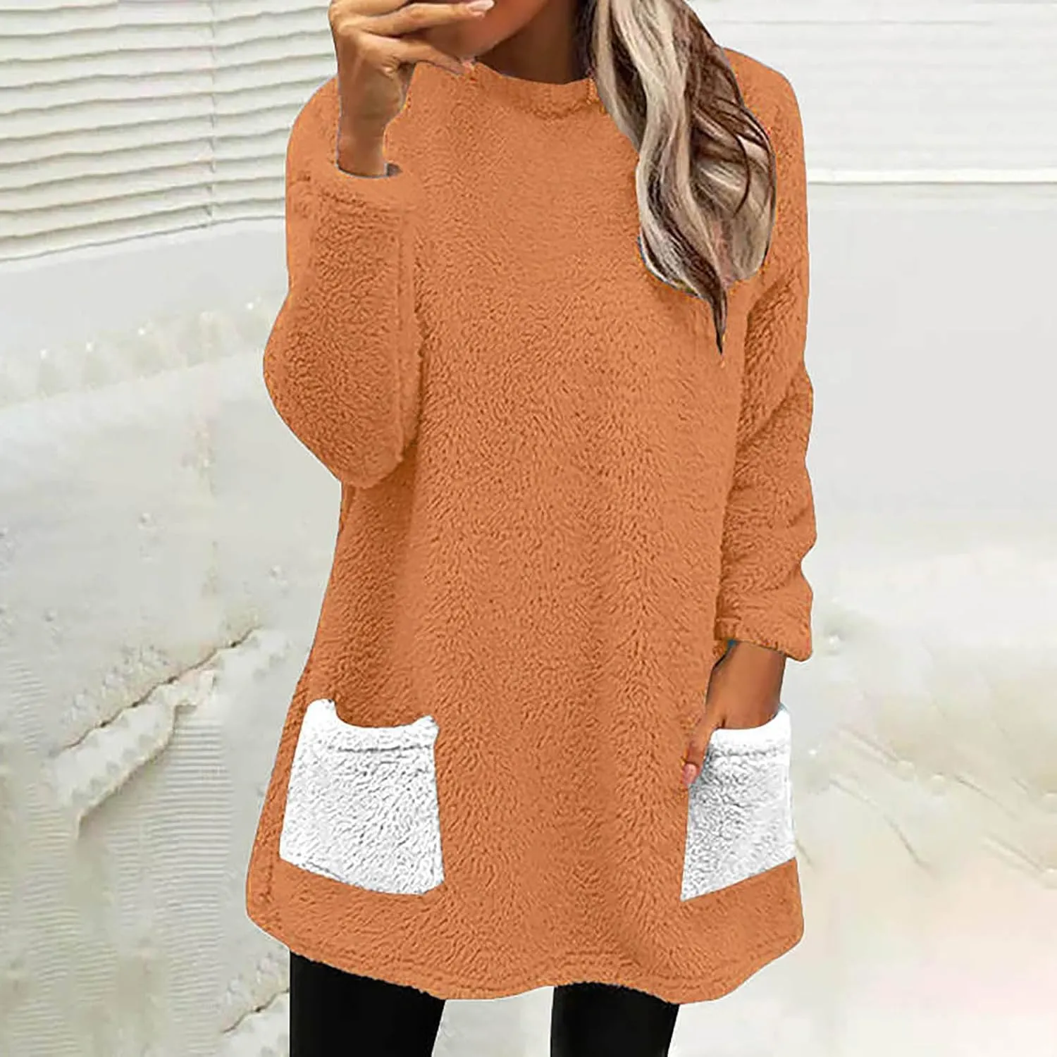 Fuzzy Fleece Pullover Women Sherpa Lined Crewneck Sweatshirts 2024 Trendy Winter Warm Faux Fur Loungewear with Pockets