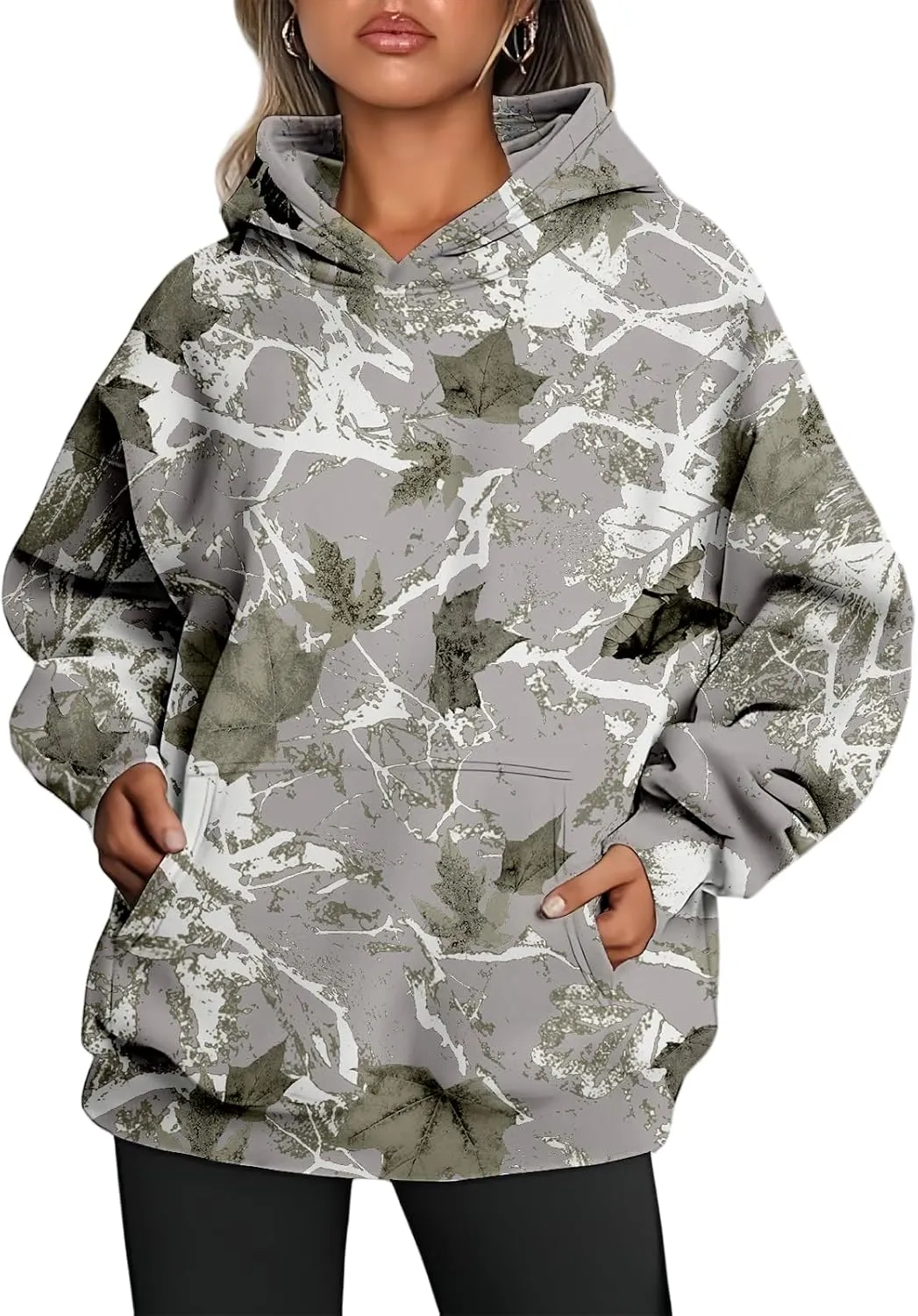 ZWRXW Womens Maple Leaf Camo Hoodie Cute Oversized Sweatshirts Graphic Print Pullover Hoodies Long Sleeve Tops with Pocket